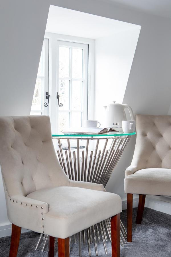 The Secret, Stylish & Spacious En Suite In Blandford Forum, Dorset エクステリア 写真